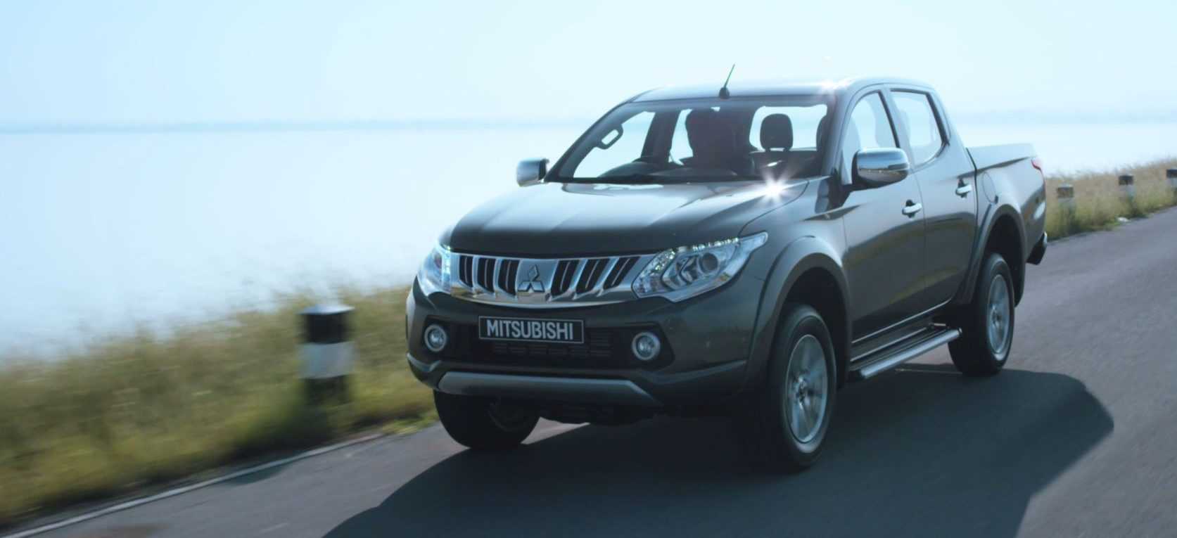 Mitsubishi L200 2015