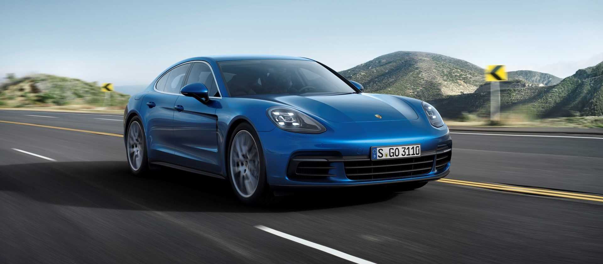 Porsche Panamera 4S 2016