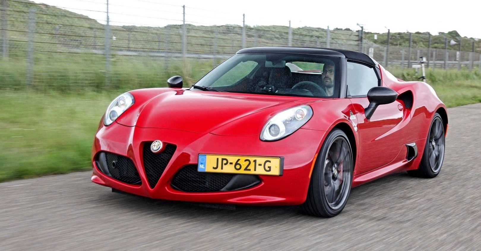 Alfa Romeo 4C CPZ Track Edition 2016