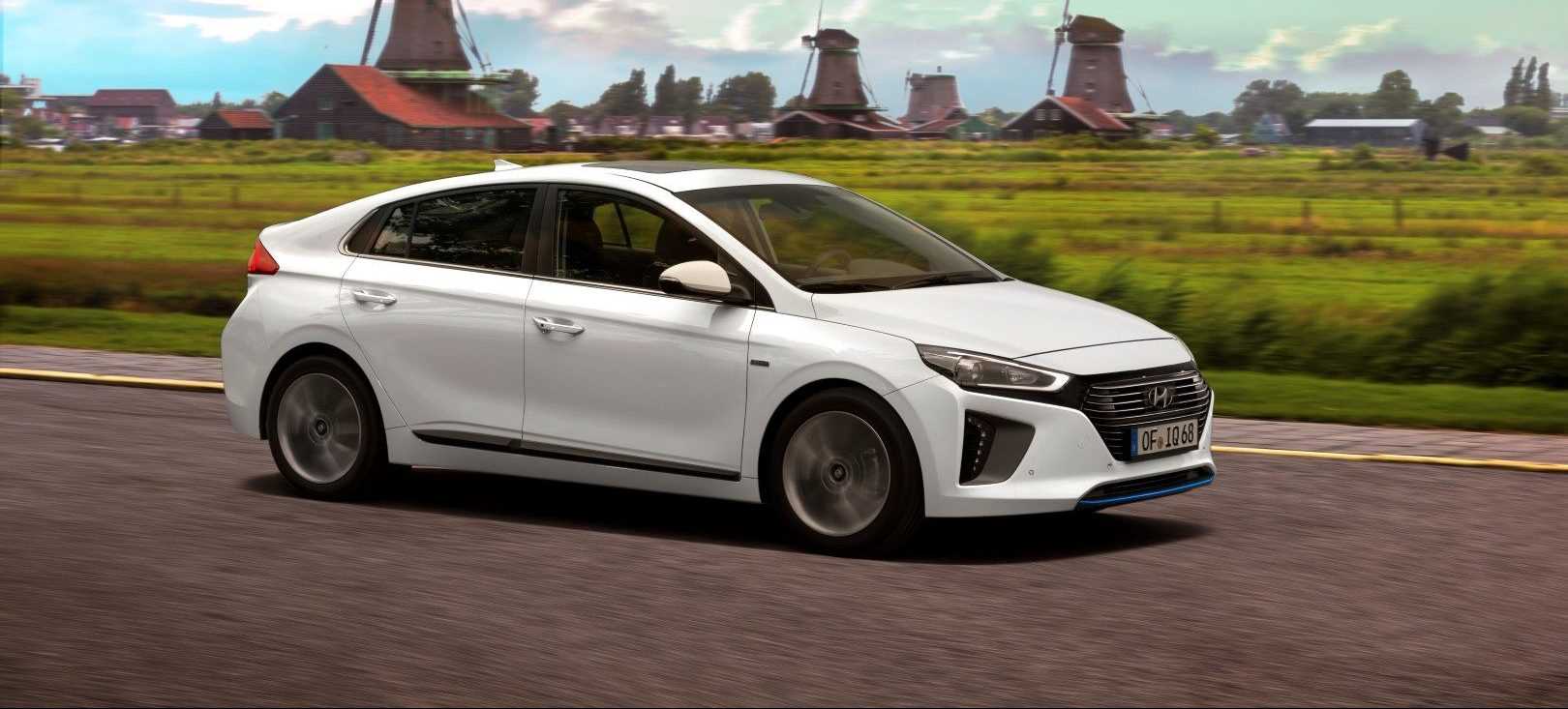 Hyundai IONIQ Hybrid 2016