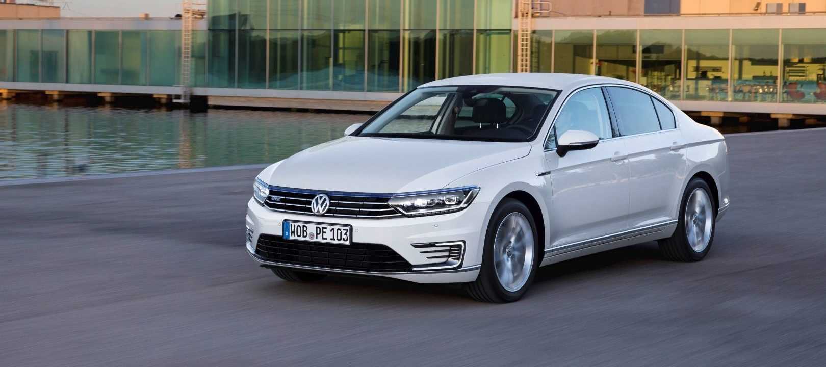 Volkswagen Passat GTE 2015