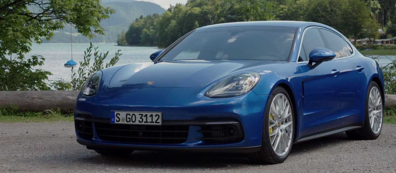 Porsche Panamera 4S 2016