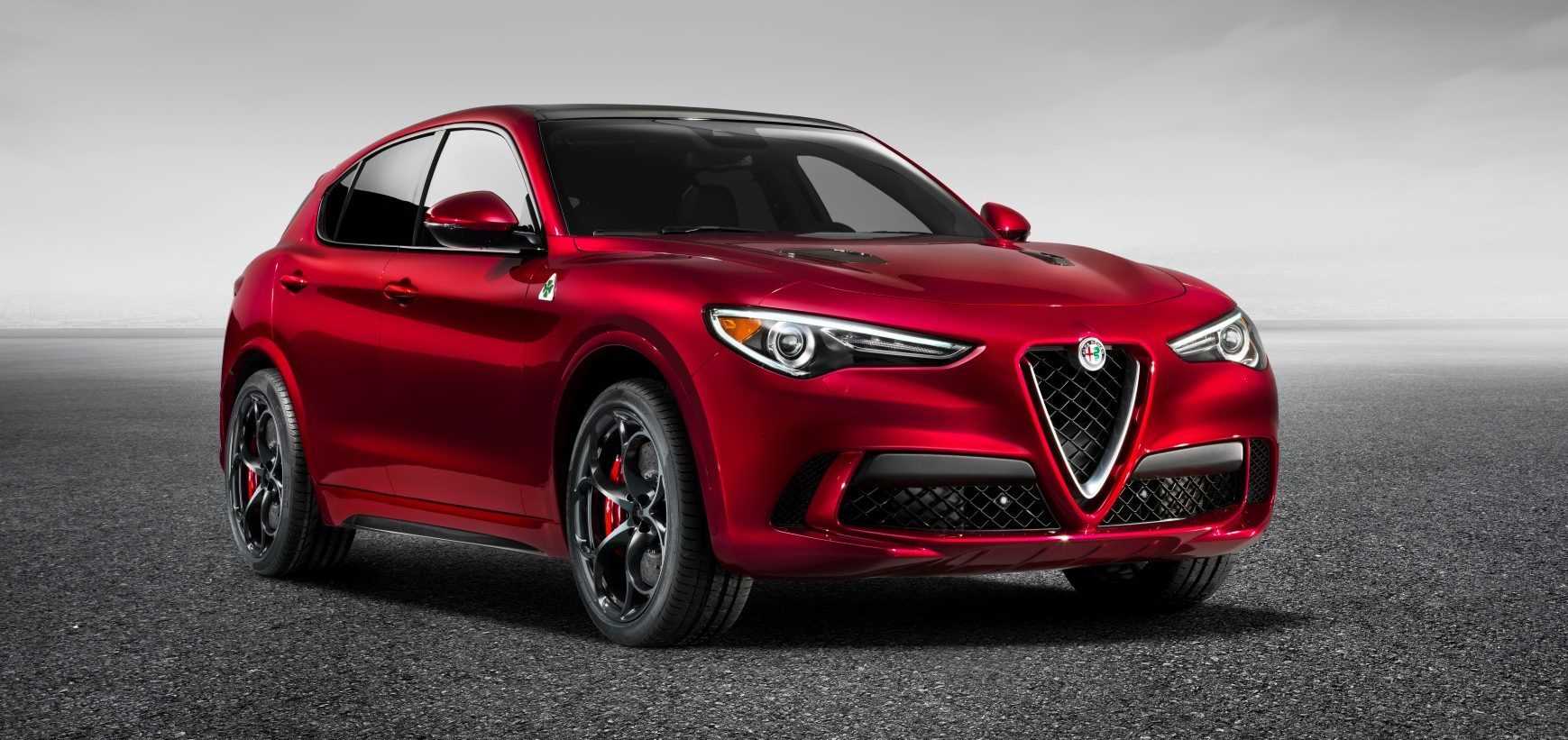 Alfa Romeo Stelvio Quadrifoglio 2017