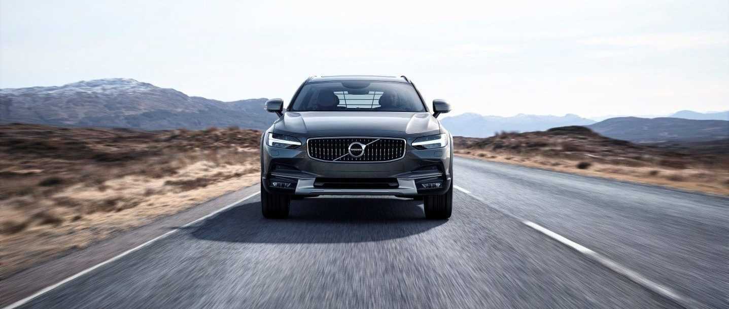 Volvo V90 Cross Country 2017