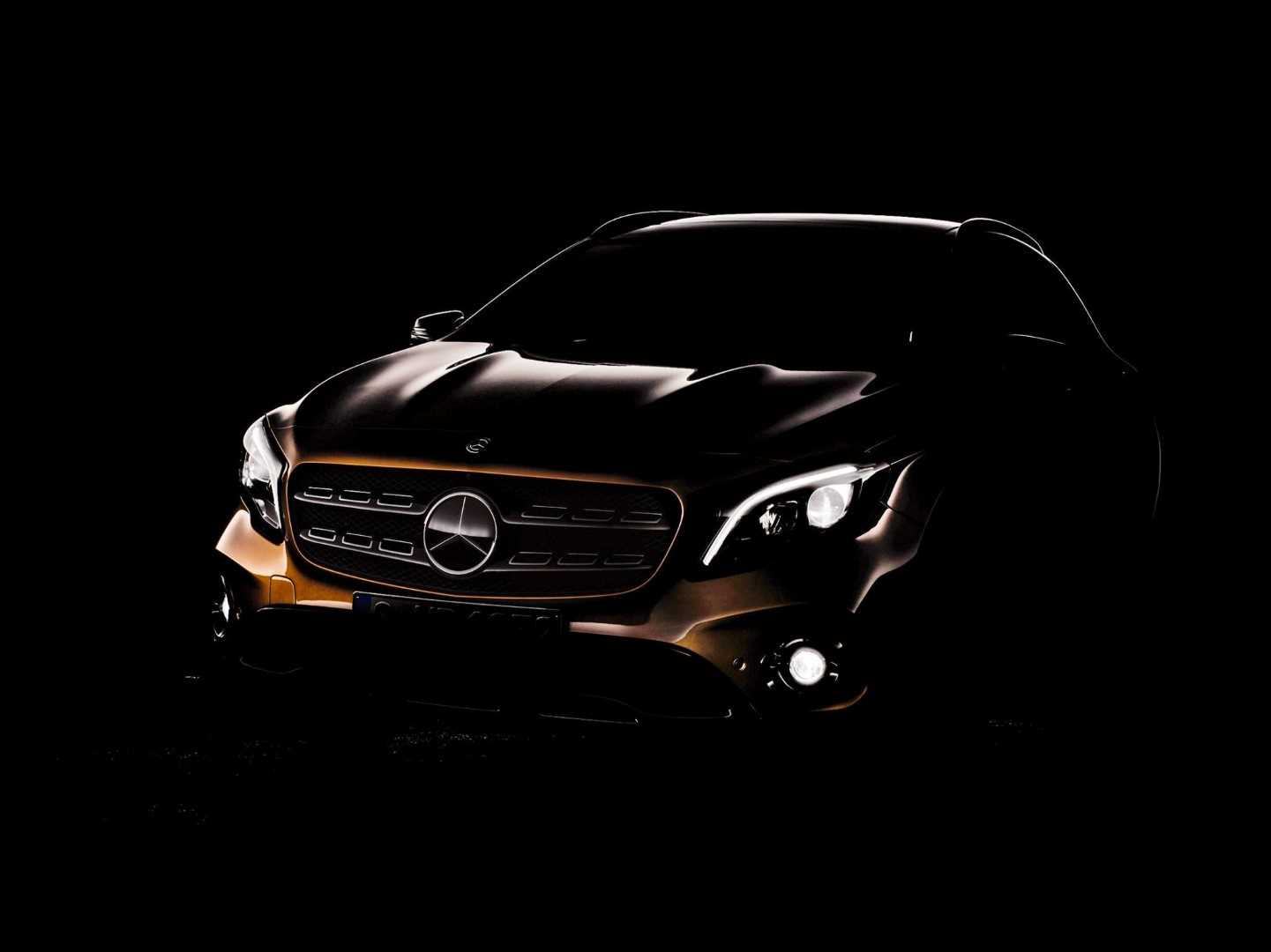 Mercedes-Benz GLA 2017 (teaser)