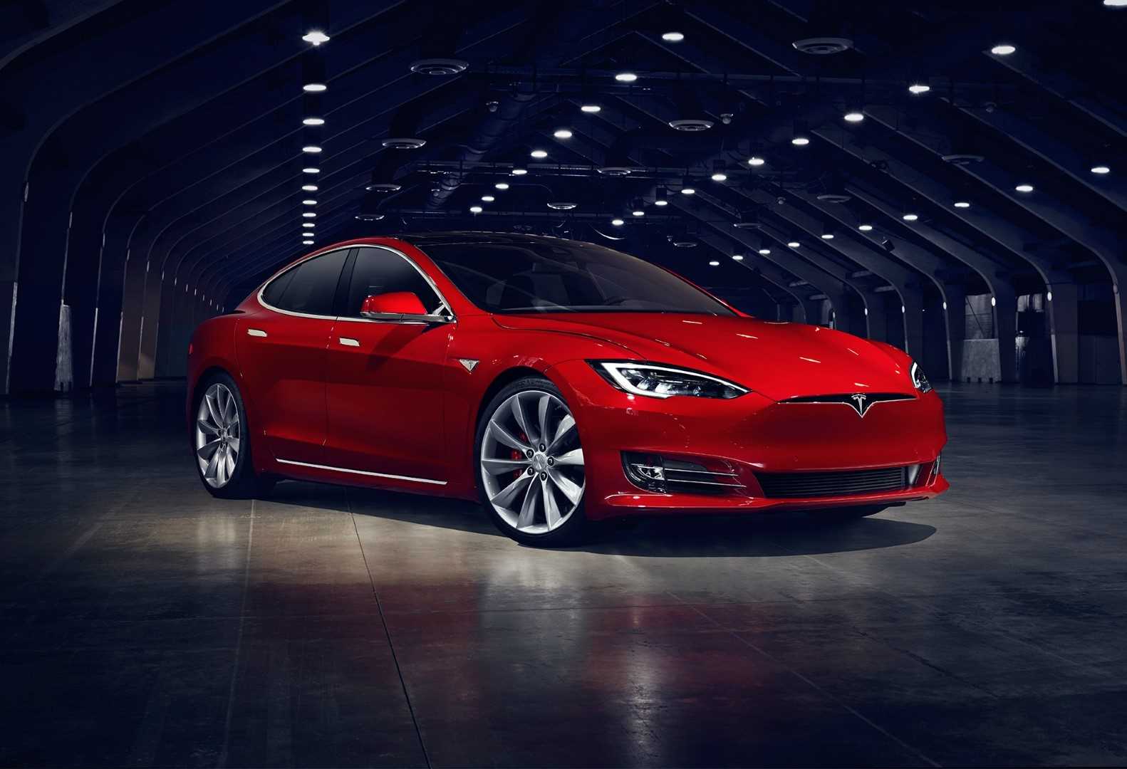 Tesla Model S 2016