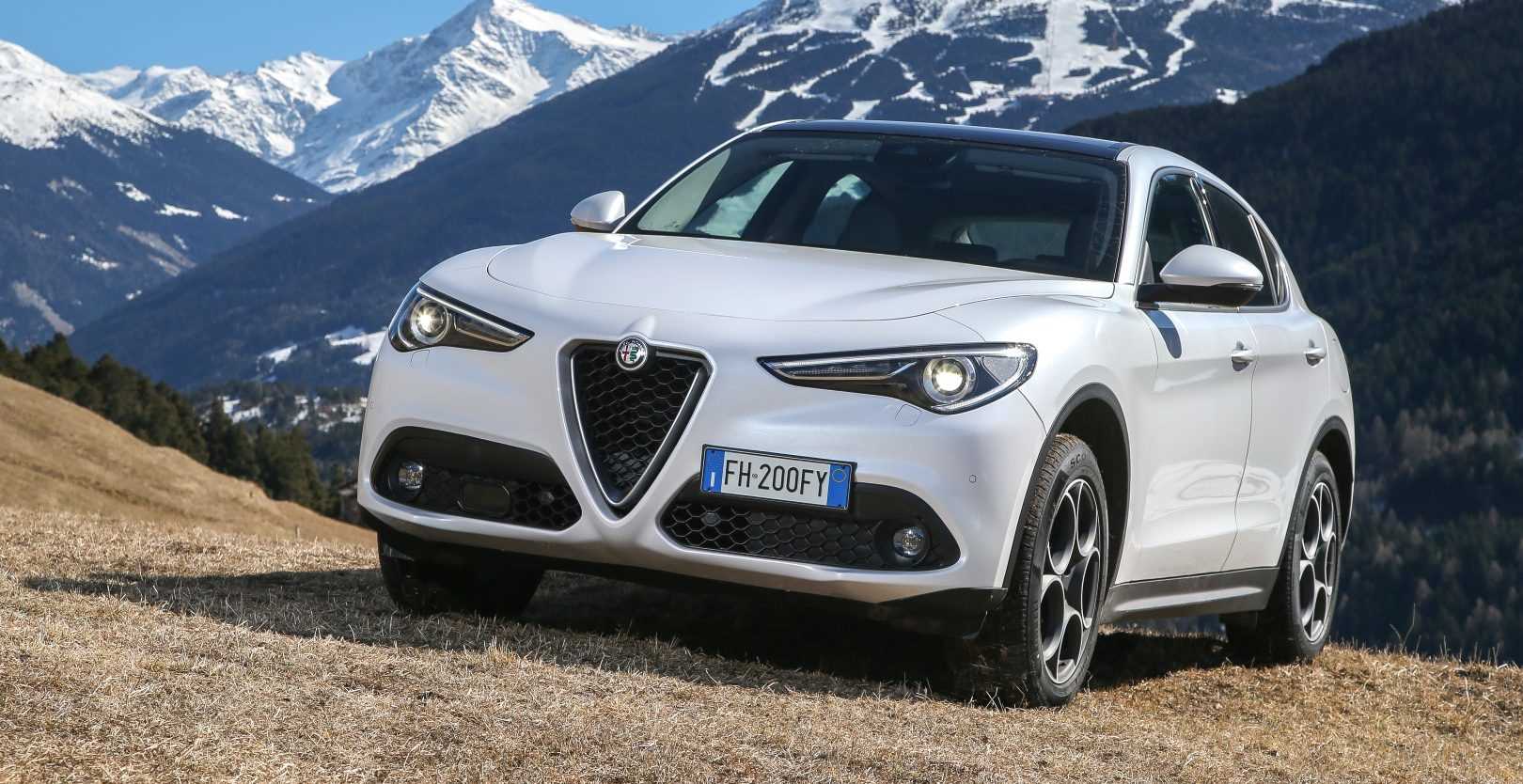 Alfa Romeo Stelvio 2017