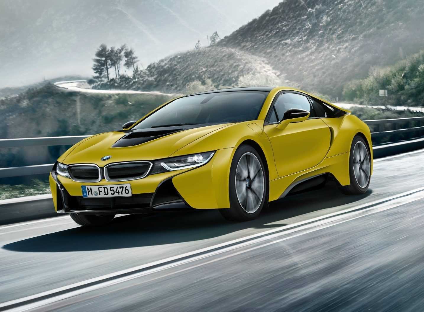 BMW i8 Protonic Frozen Yellow Edition 2017