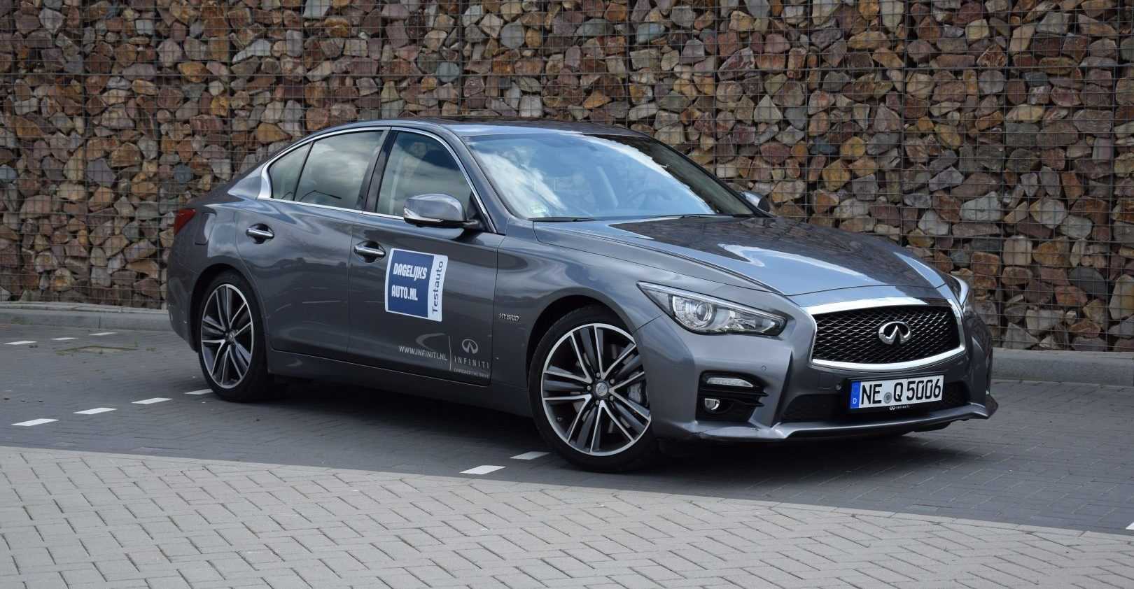 Infiniti Q50S Hybrid 2017