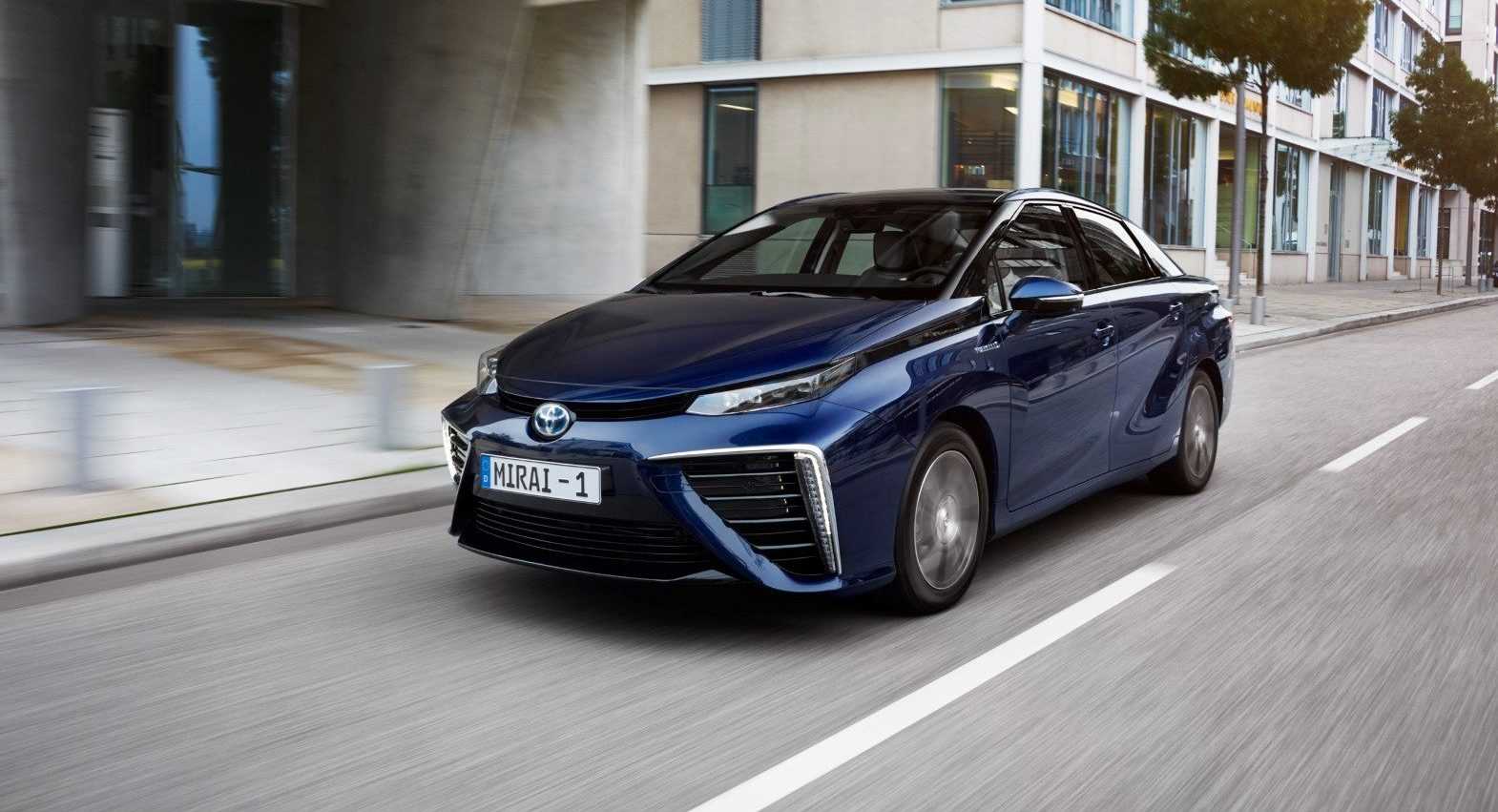 Toyota Mirai 2015