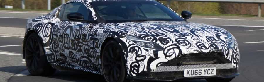 Aston Martin V8 Vantage 2018