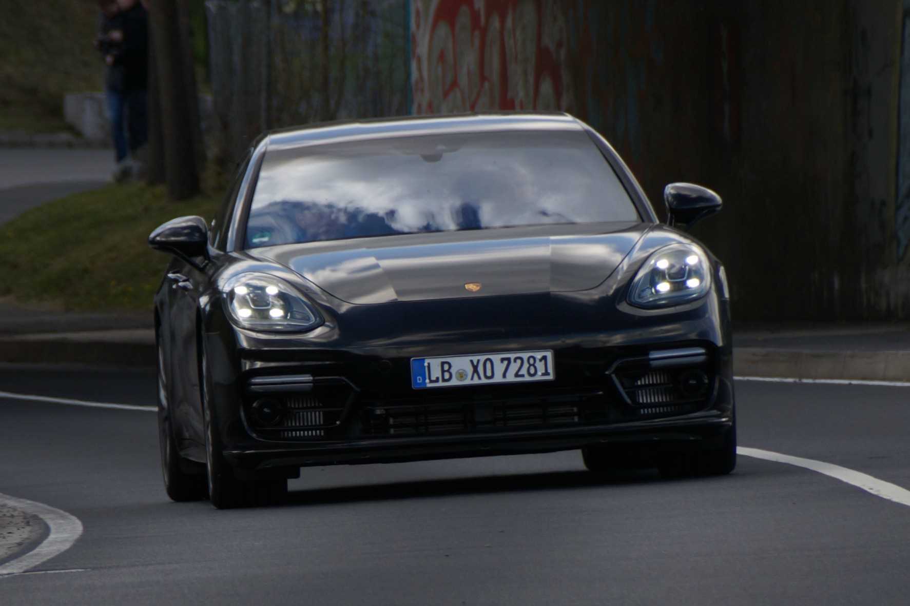 Porsche Panamera Sport Turismo Turbo S E-Hybrid 2018