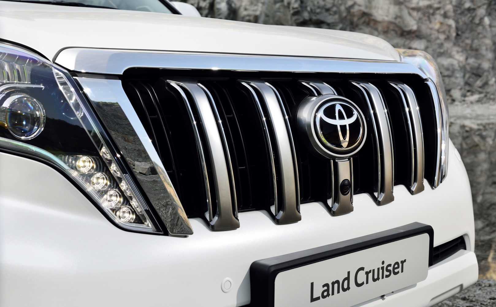 Toyota Land Cruiser 2013