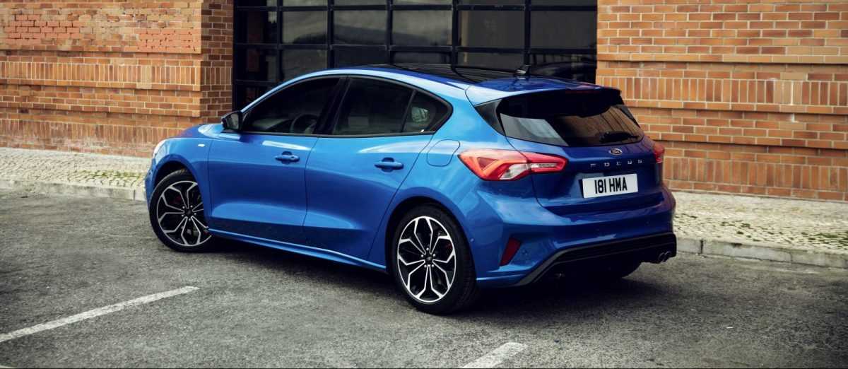 FORD_2018_FOCUS_ST-LIN
