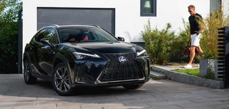 Lexus UX Graphite Black