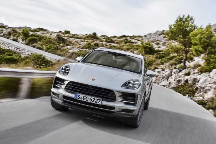 Porsche Macan S 01