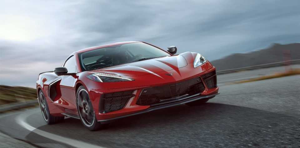 2020-Chevrolet-Corvette-Stingray-007-960-x-476