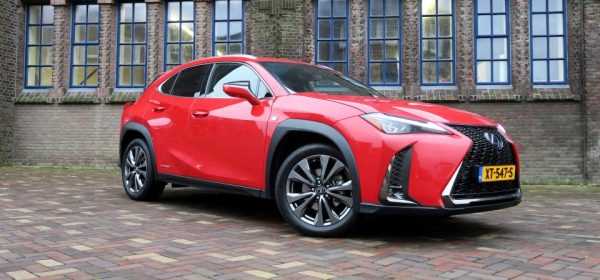 Lexus UX