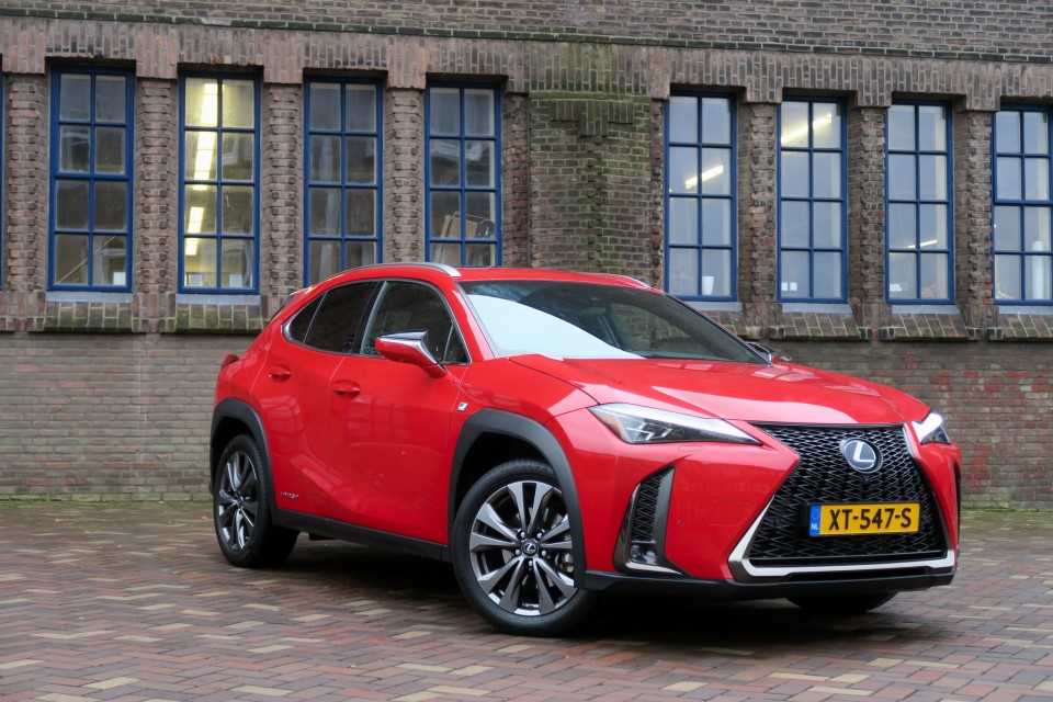 Lexus UX