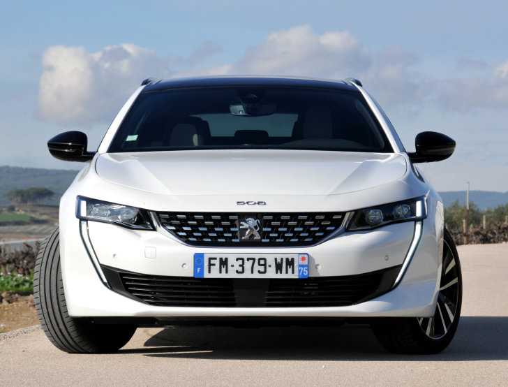 rijtest Peugeot 508 hybrid