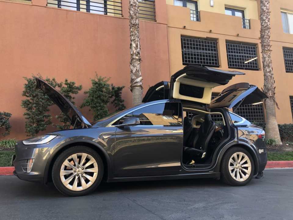 Tesla Model X onderhoud