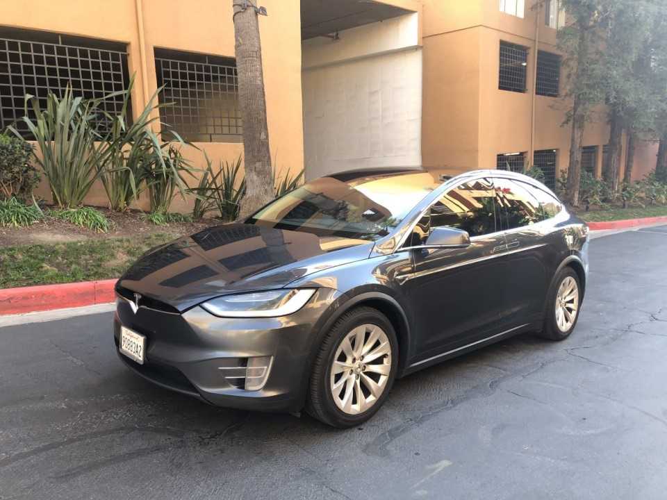 Tesla Model X onderhoud