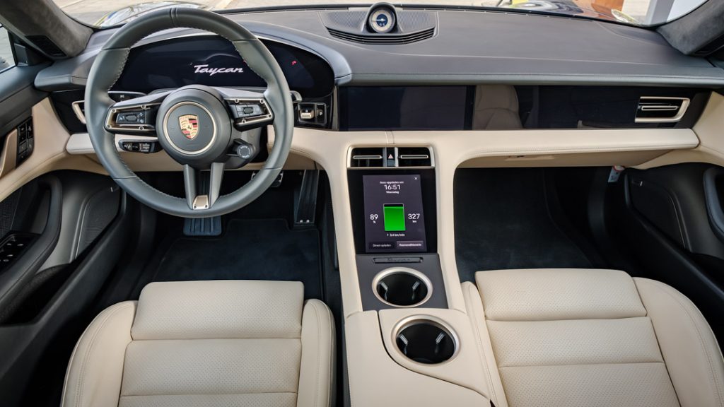 Porsche Taycan interieur