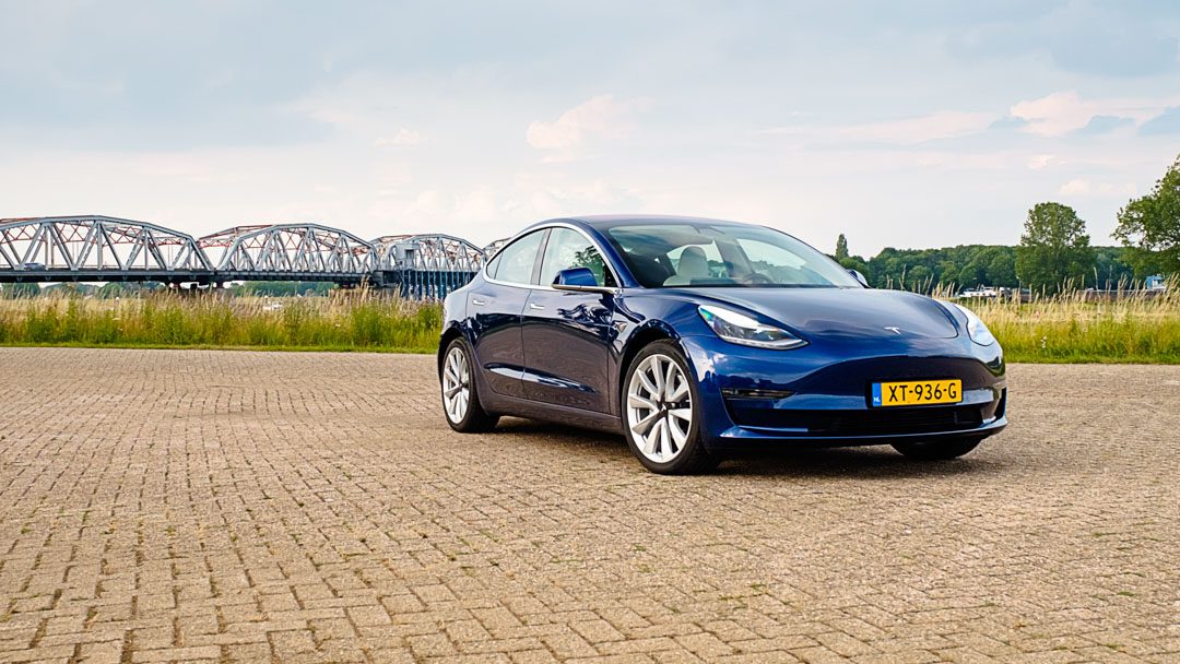Tesla Model 3 kost excl btw elektrische auto