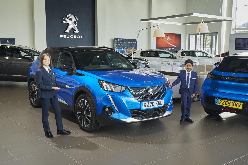 Peugeot elektrisch rijden kinderen