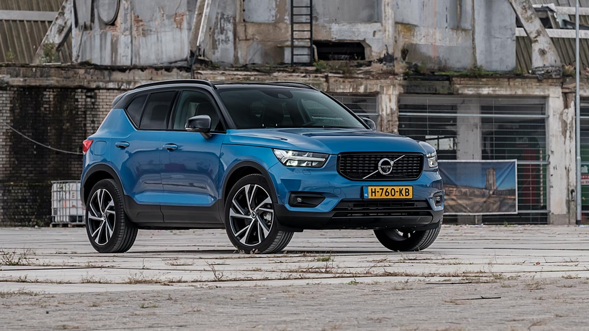 voorkant zijkant volvo xc40