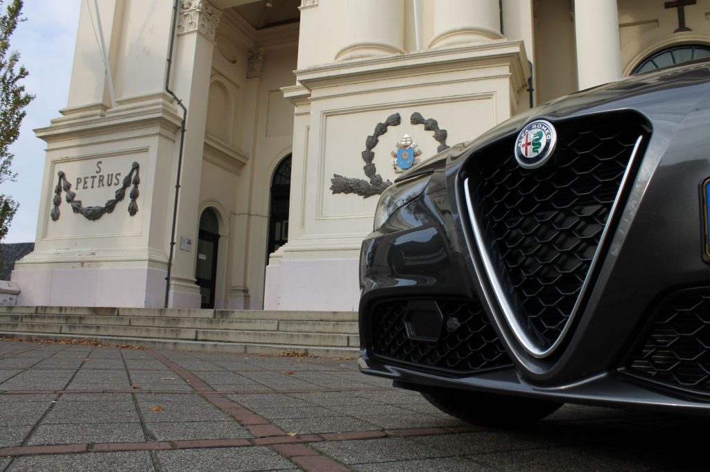 Alfa Romeo voor basiliek