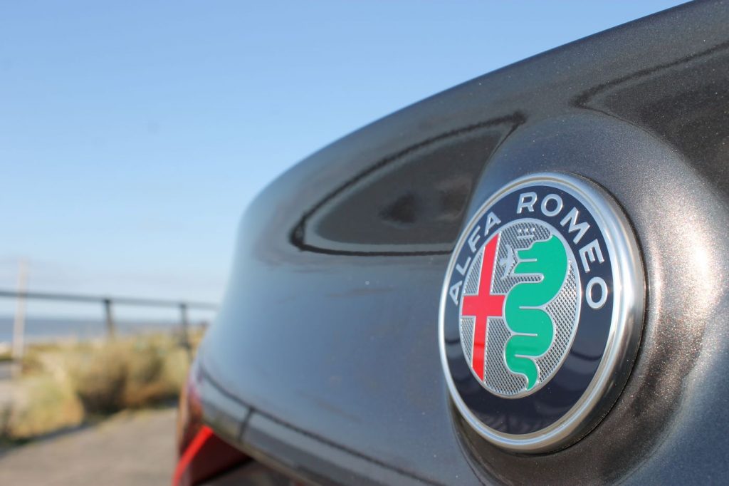 Alfa Romeo logo