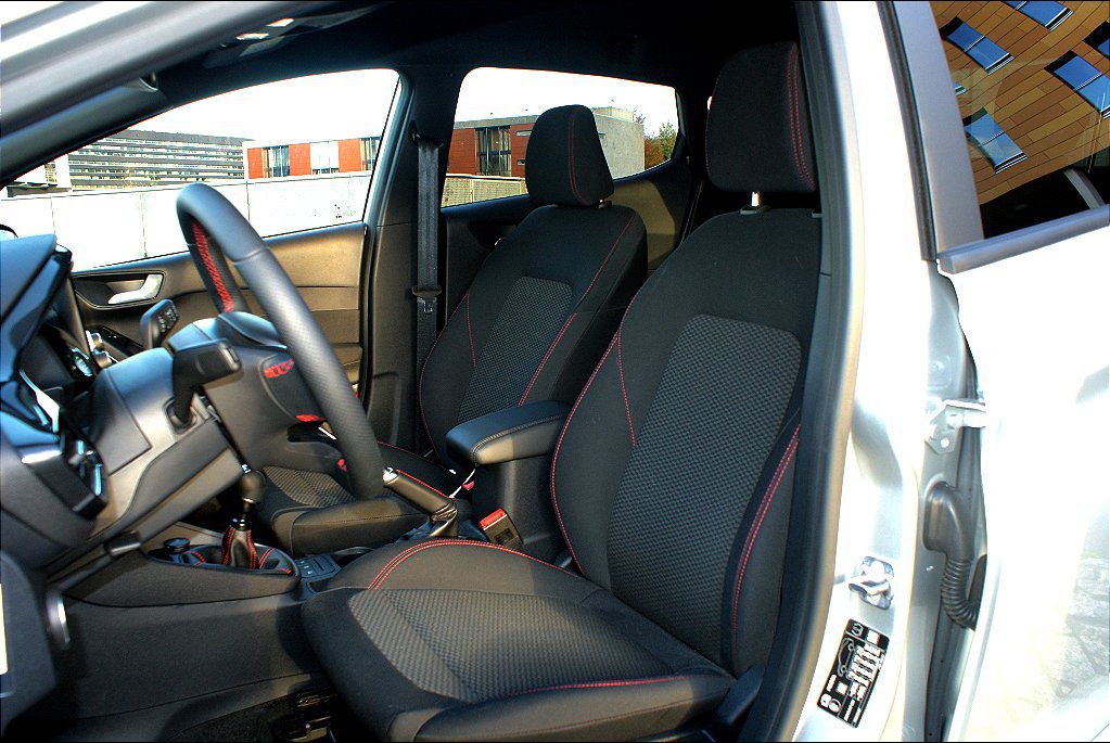 Fiesta ST-Line X Hybride interieur