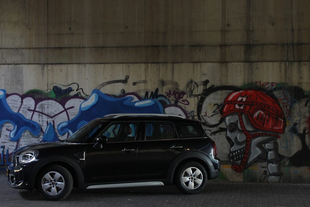 MINI Countryman, Graffitimuur