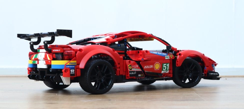 LEGO Technic 42125 Ferrari 488 GTE 
