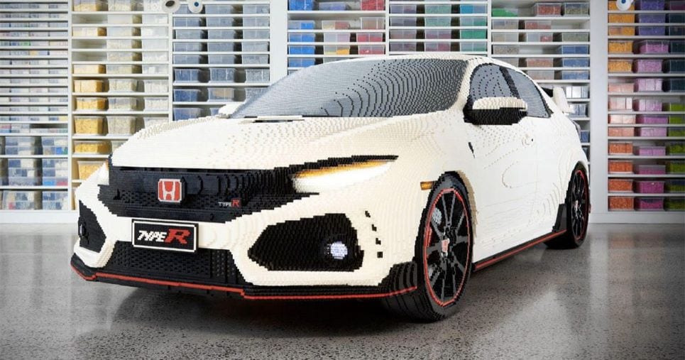 Honda Civic Type-R Lego auto levensgroot.