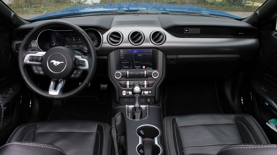 Ford Mustang interieur