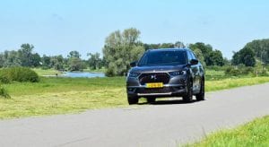 DS 7 Crossback schuin van voren