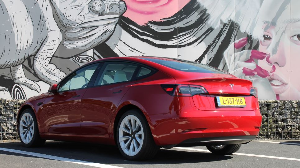 Tesla graffiti