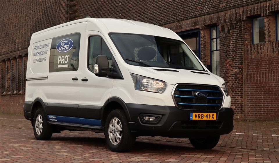 Rijtest Ford E-Transit