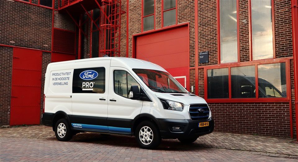 Rijtest Ford E-Transit