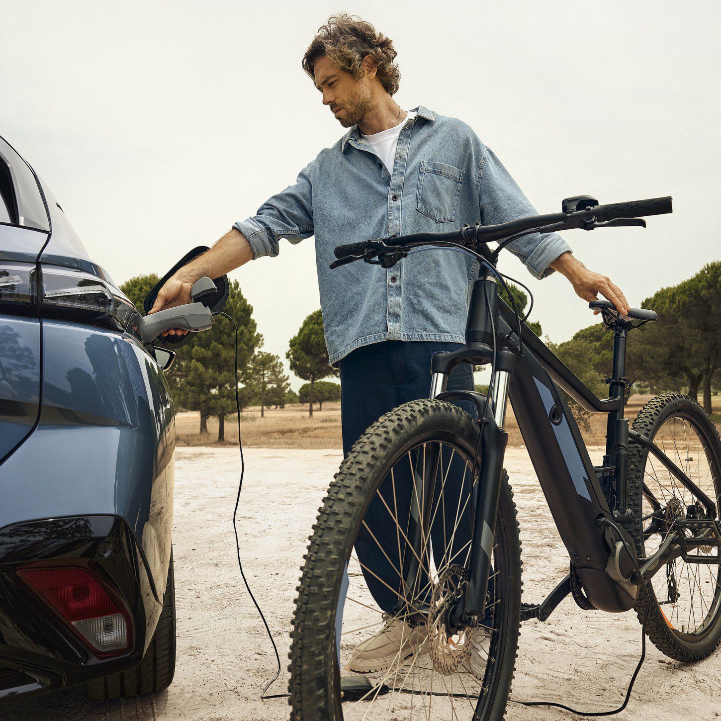 Praktische verbeteringen (accu-preconditionering en V2L) voor Peugeot E-3008 en E-5008