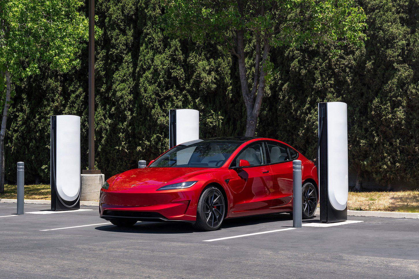 nieuwe locaties self-serve testritten Tesla in Nederland